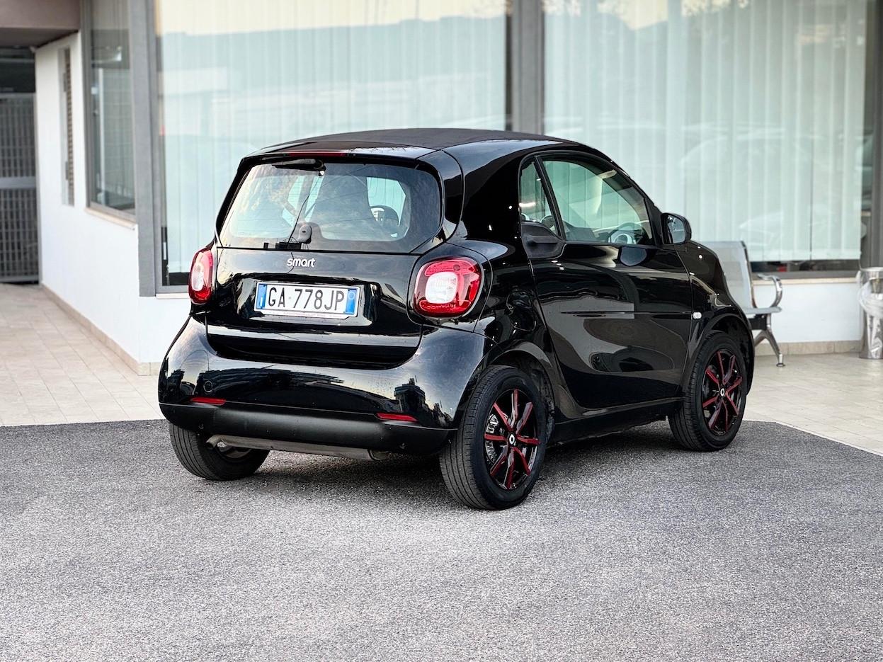 Smart ForTwo 1.0 Benzina 71CV E6 - 2017