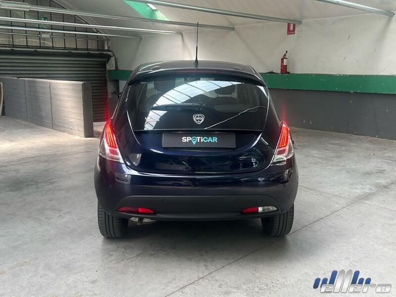 Lancia Ypsilon 1.2 69cv Elefantino