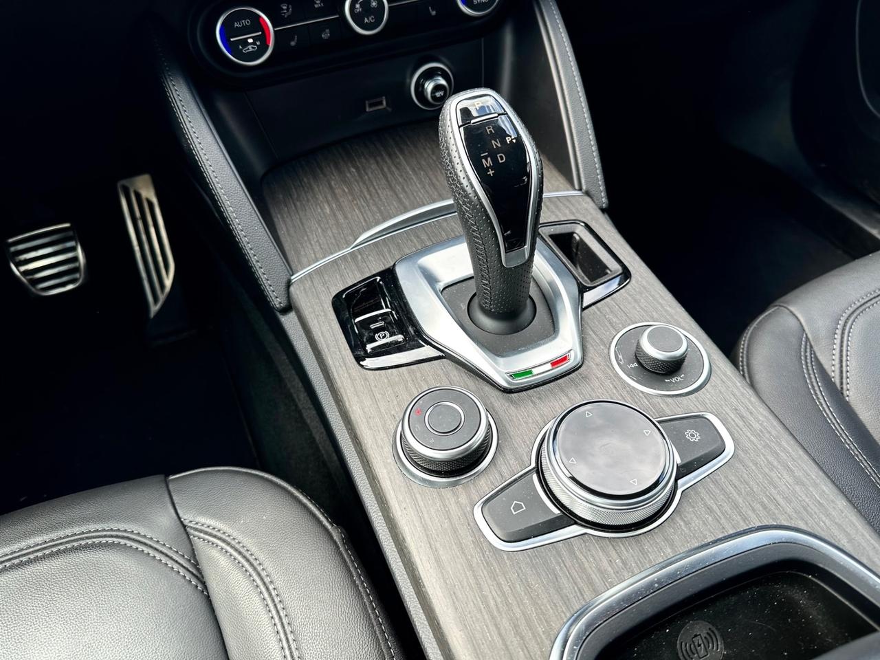 Alfa Romeo Stelvio 2.0 Turbo 280 CV AT8 Q4 Ti