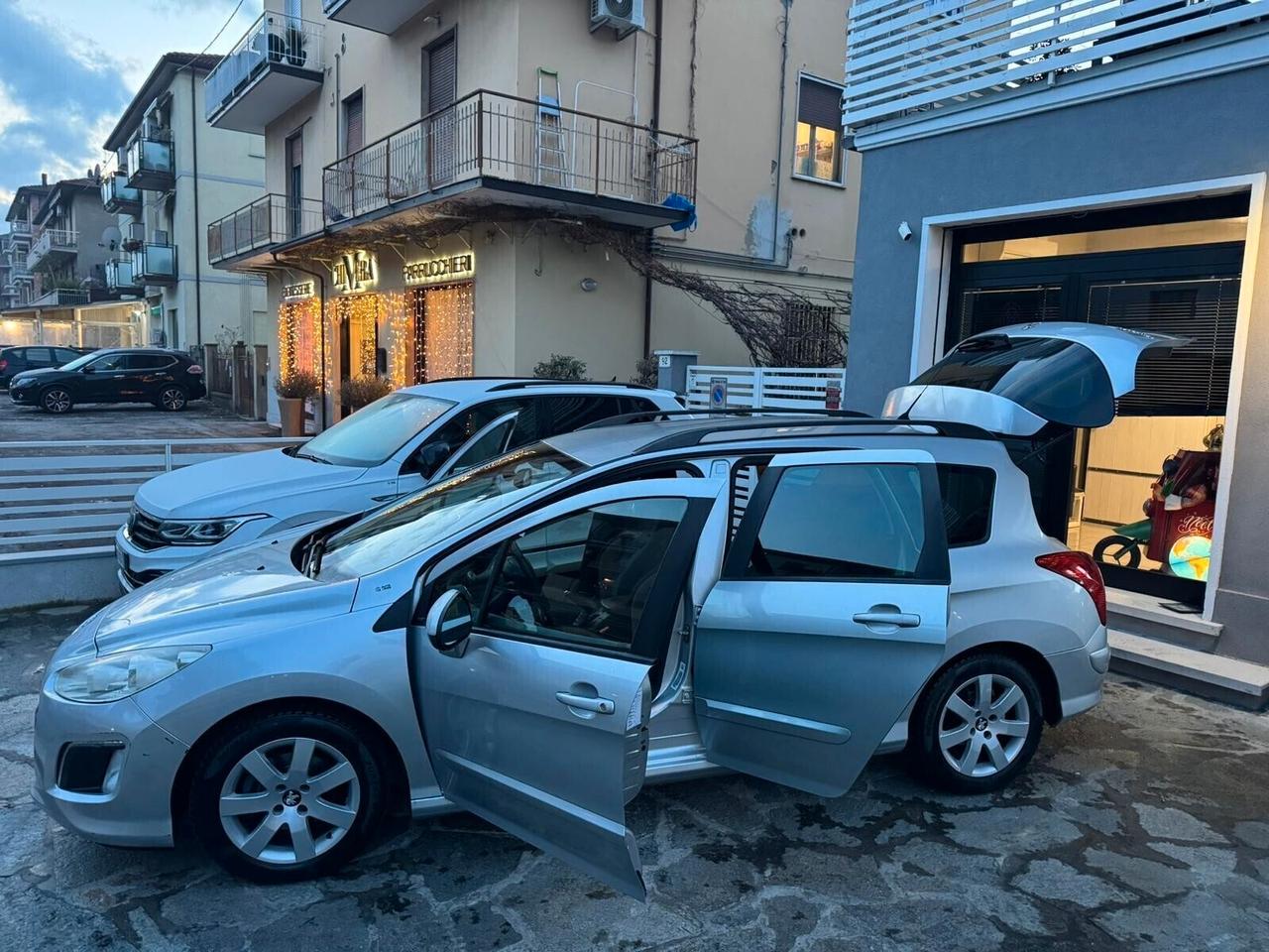 PEUGEOT 308 1.6 8V e-HDi 112cv SW ALLURE