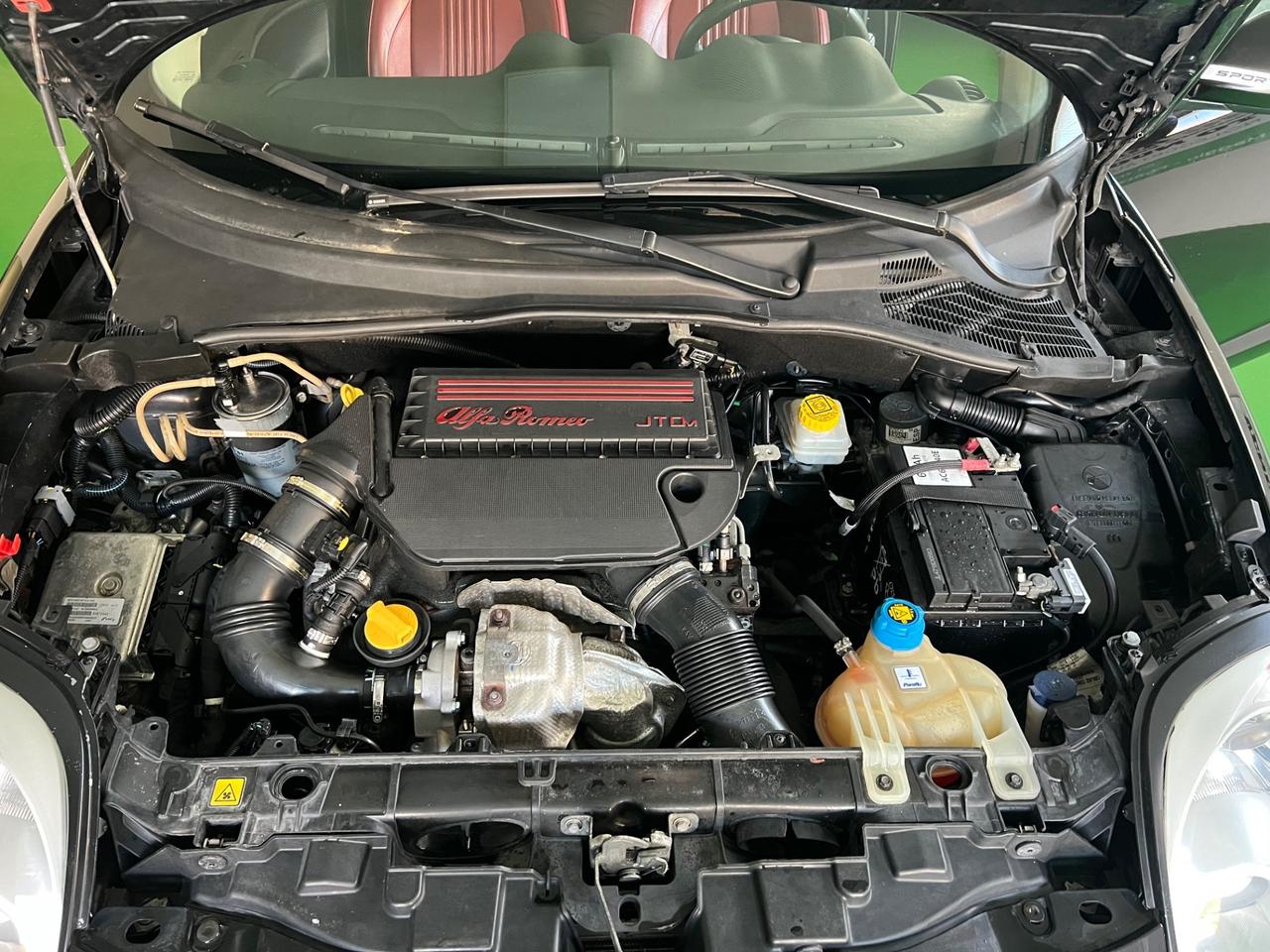 Alfa Romeo MiTo 1.3 JTDm-2 95 CV S&S Distinctive Premium Pack