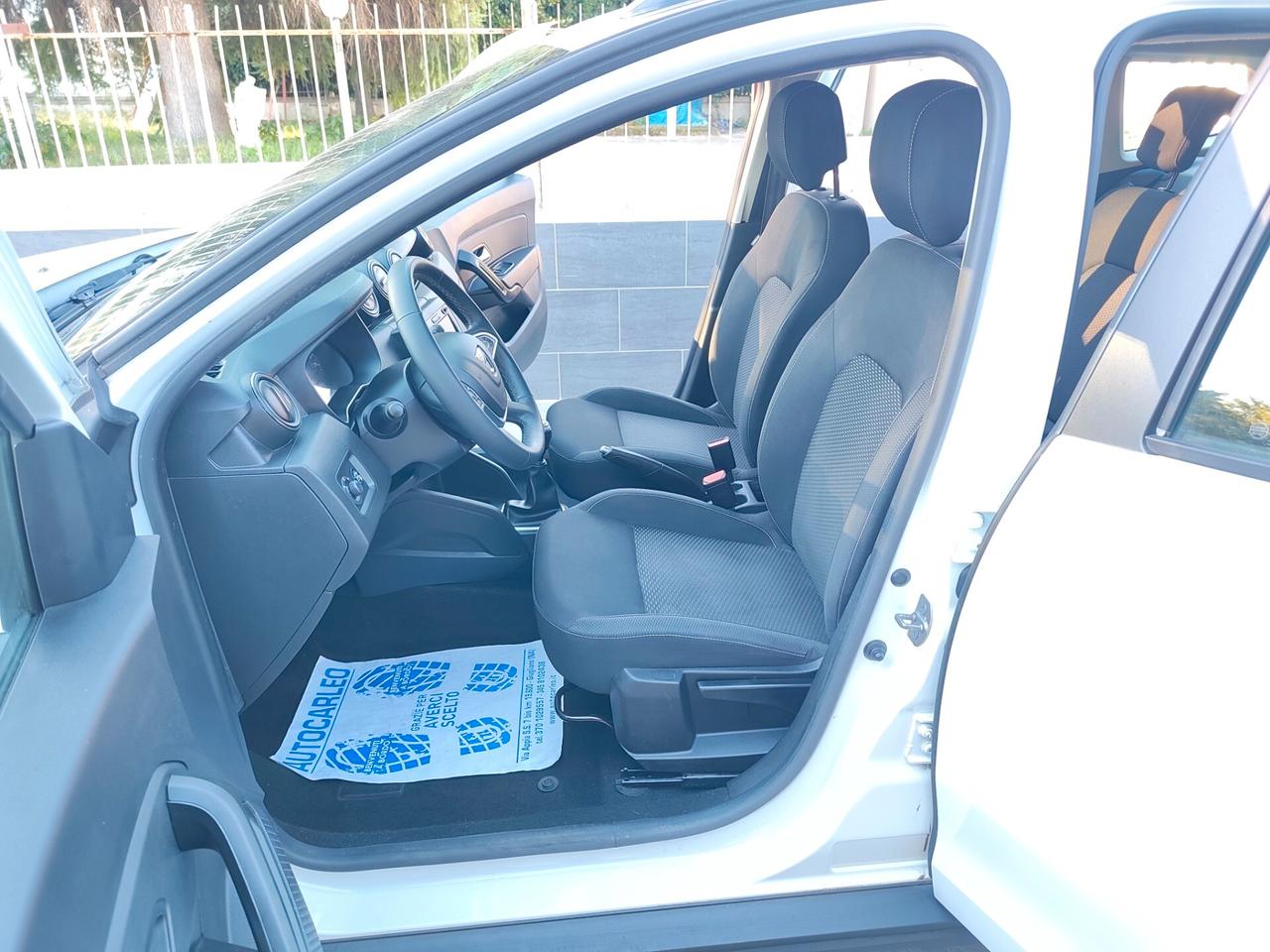 Dacia Duster 1.0 BENZINA E GPL DI SERIE 100 CV 15th Anniversary