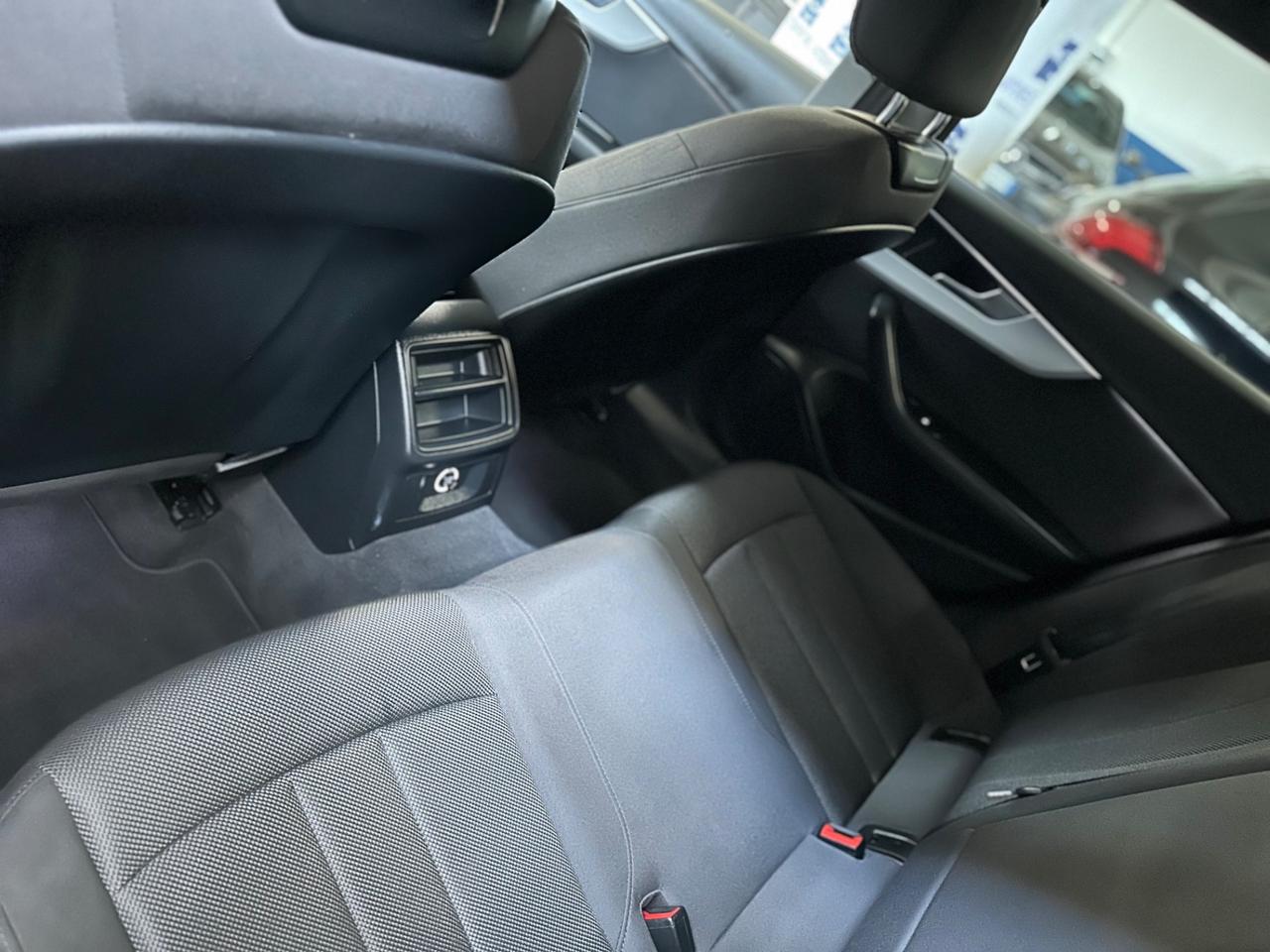 Audi A4 2.0 TDI 150 CV S tronic Business/sport/2018