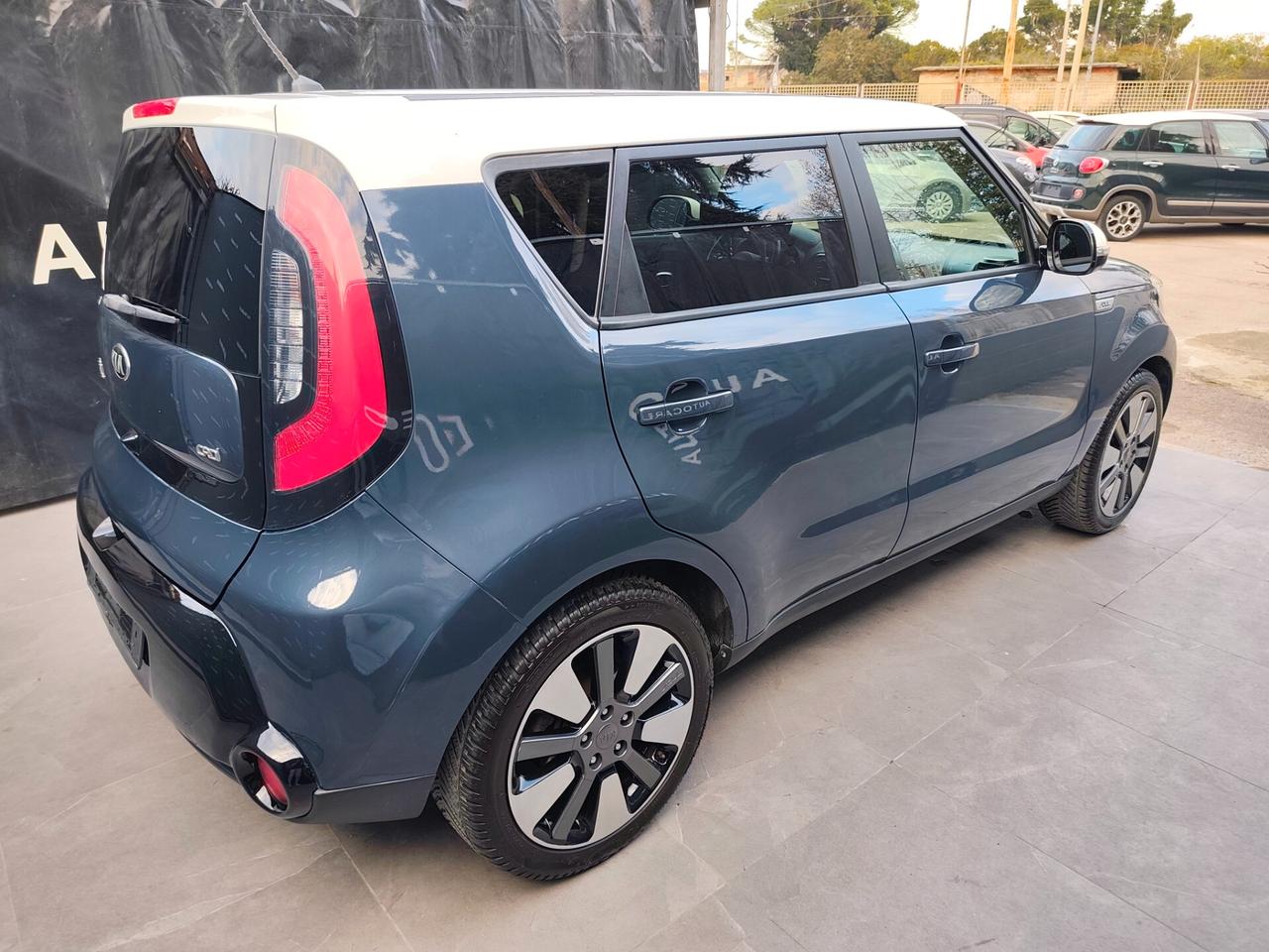Kia Soul 1.6 CRDi DIESEL BICOLORE