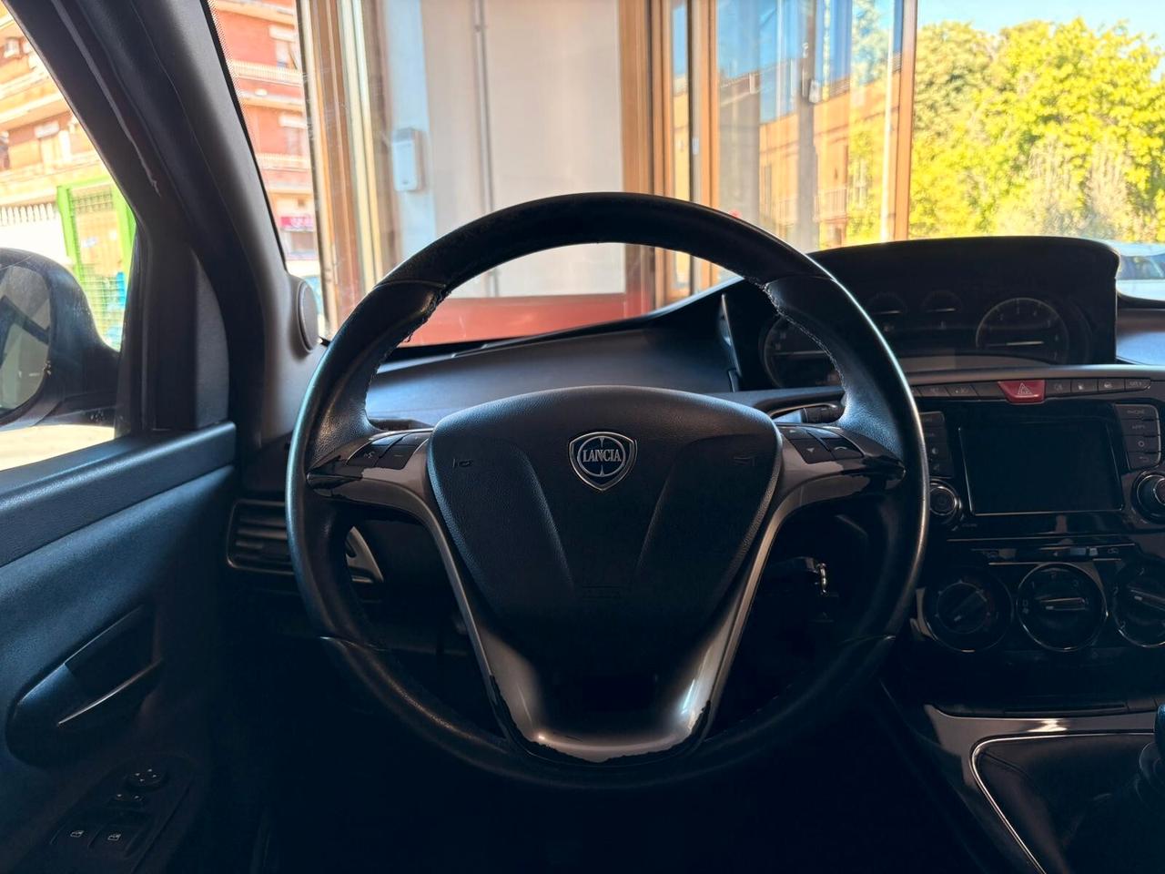 Lancia Ypsilon 1.2 69 CV 5 porte GPL Ecochic Gold