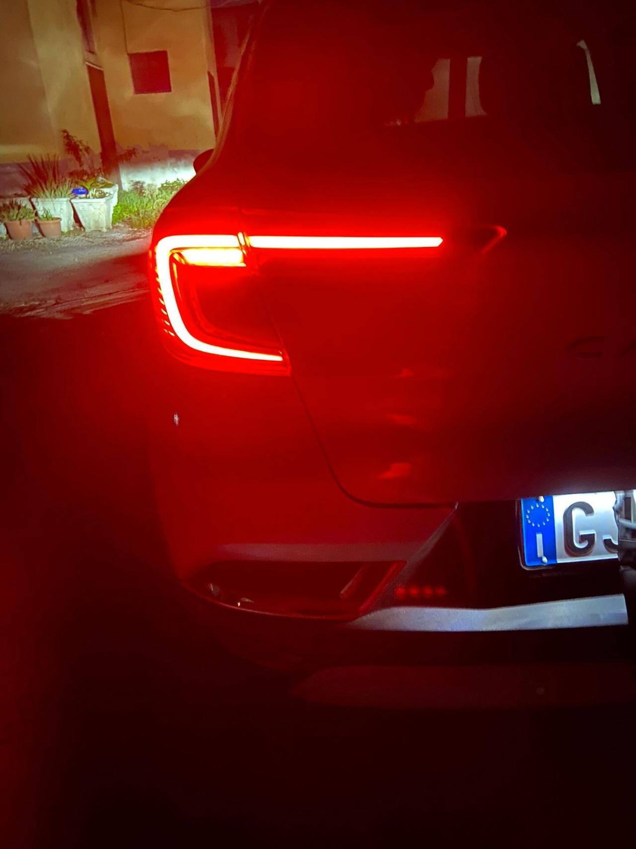 Renault Captur Plug-in Hybrid E-Tech 160 CV Intens