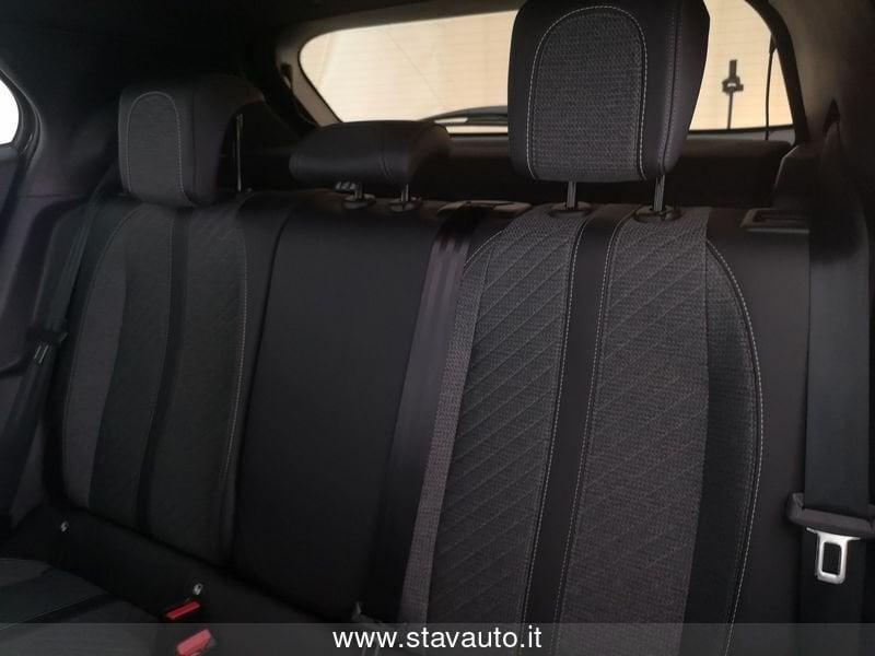 Peugeot 2008 2008 PureTech 100 S&S Allure