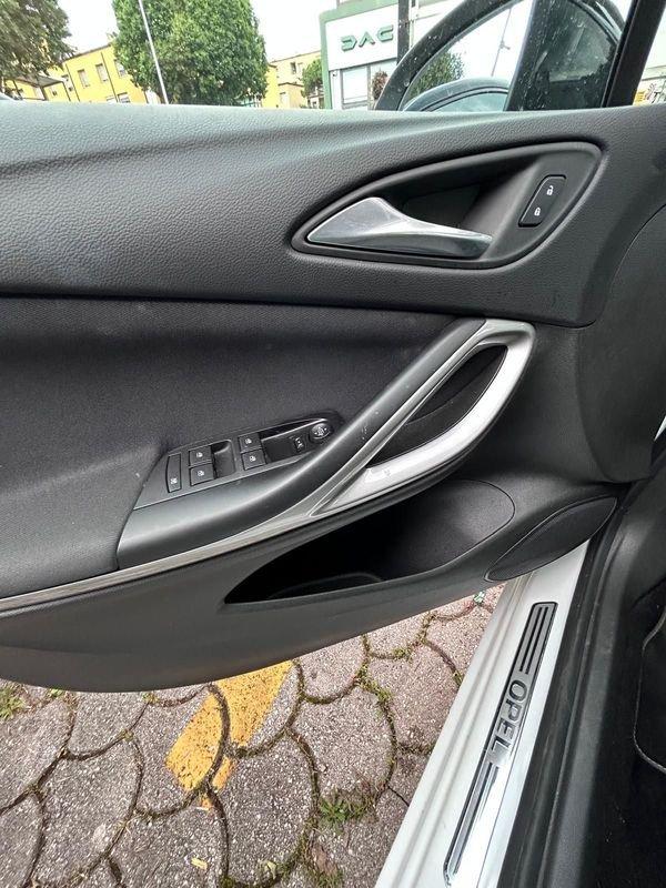 Opel Astra 1.2 Turbo 130 CV S&S Sports Tourer Business Elegance