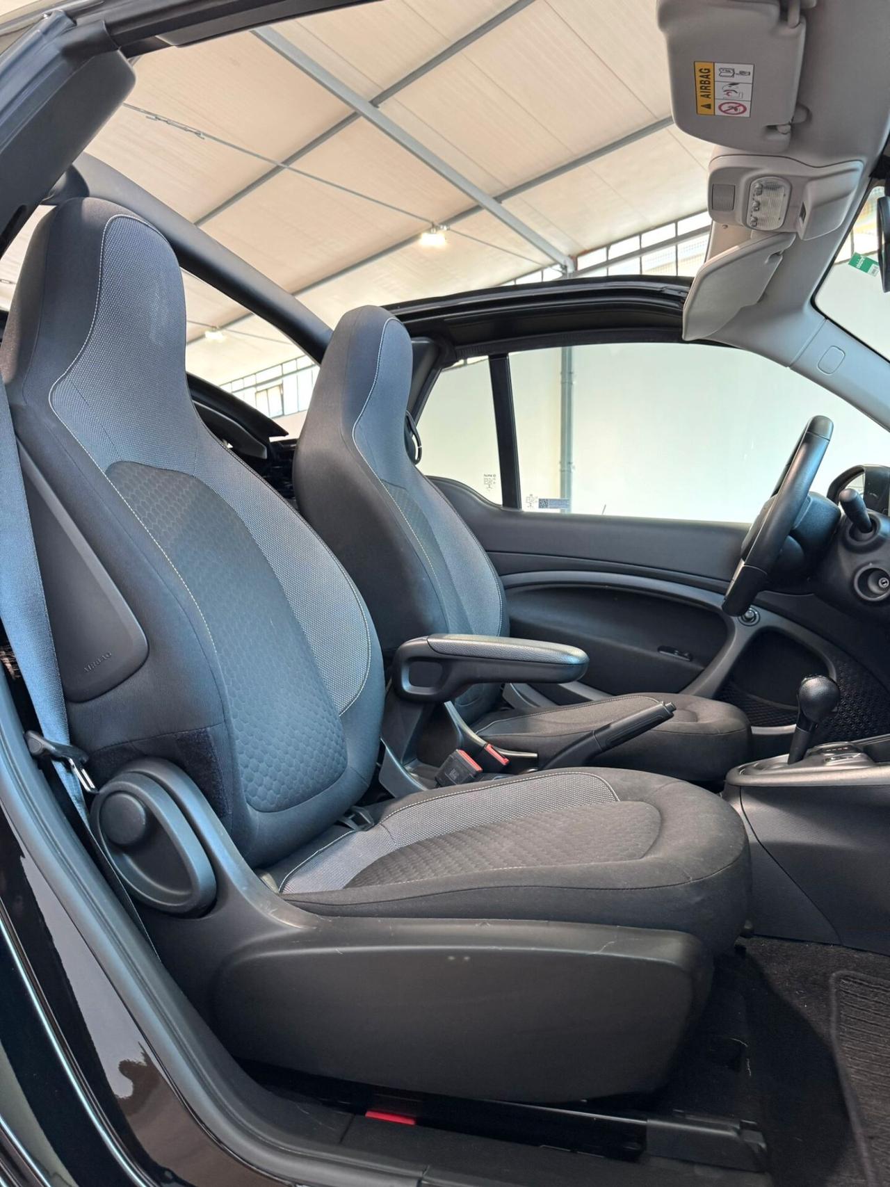 SMART EQ FORTWO CABRIO ELETTRICA