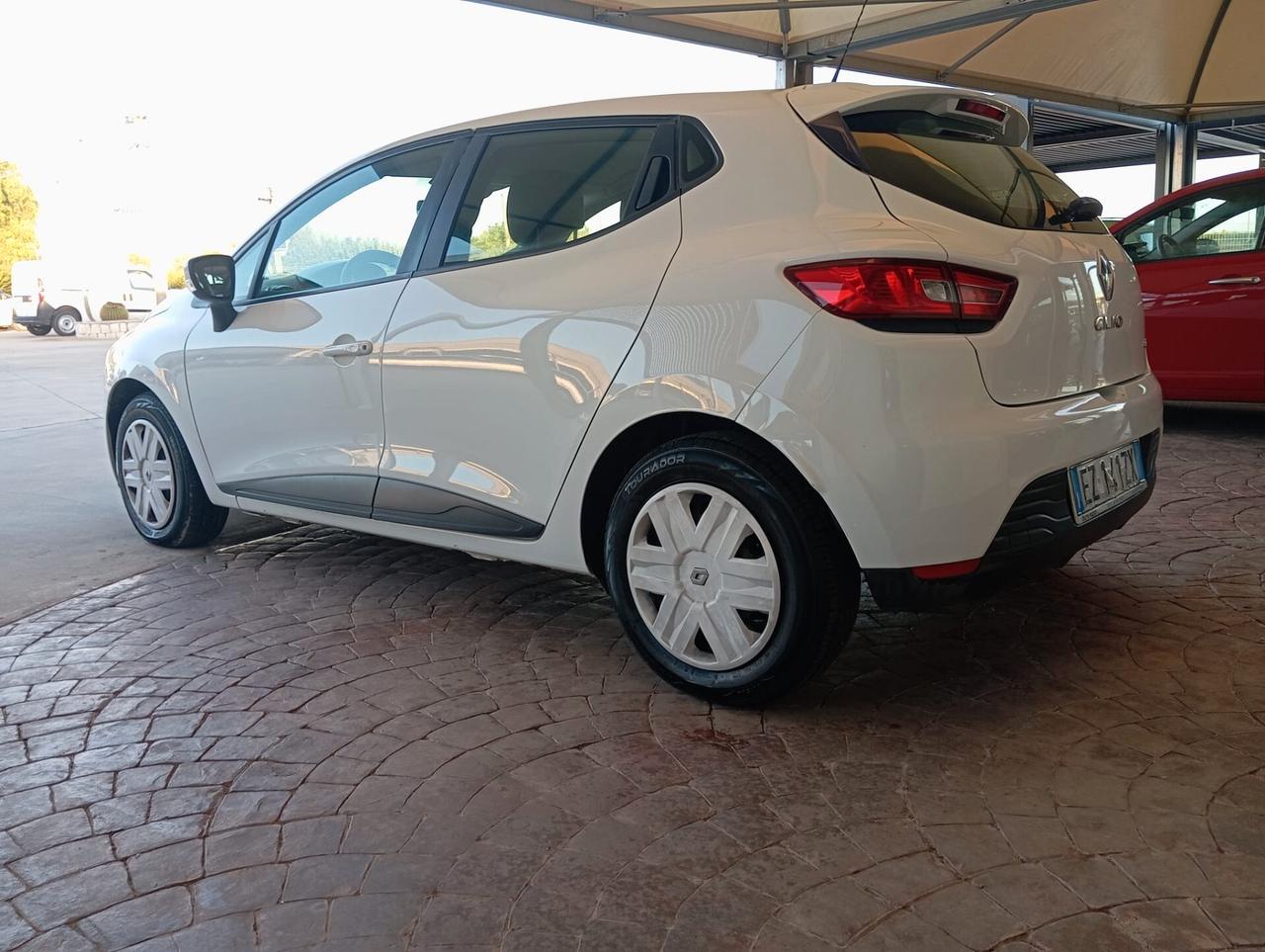 Renault Clio 1.5 dCi 8V 75CV 5 porte Wave