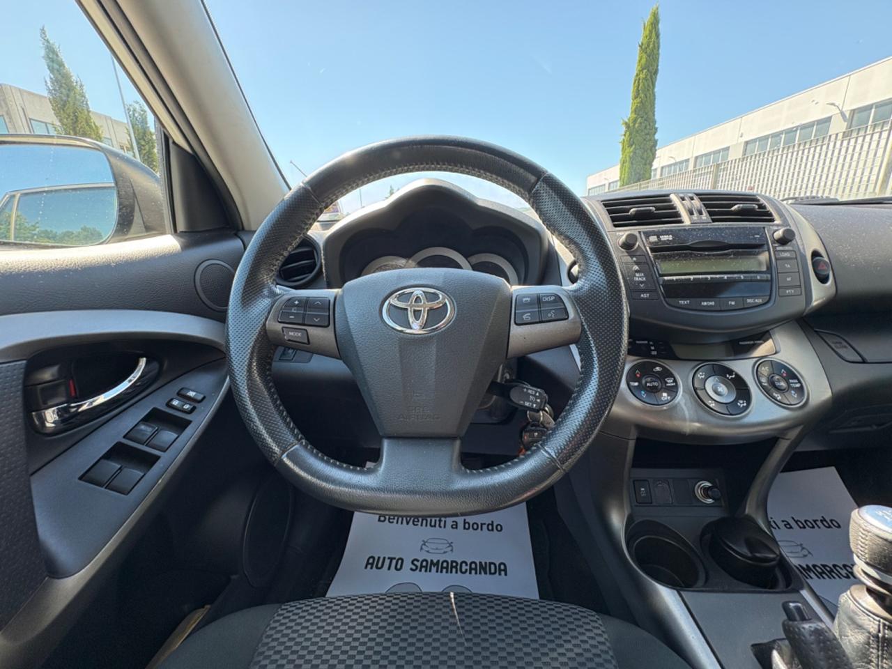Toyota RAV 4 RAV4 2.2 D-4D 150 CV Lounge