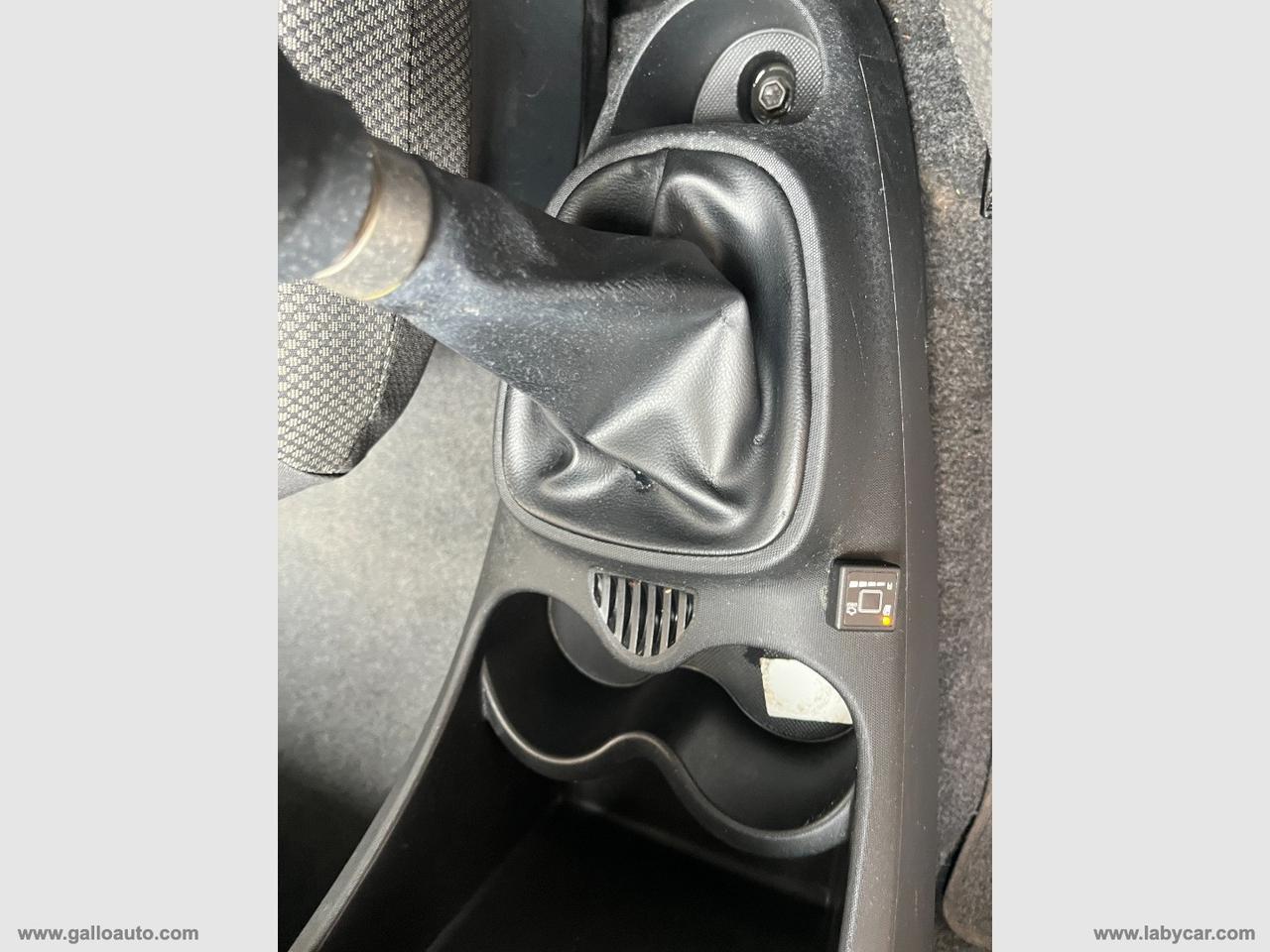 TOYOTA Aygo 1.0 12V VVT-i 5p. Cool Soda Conn.