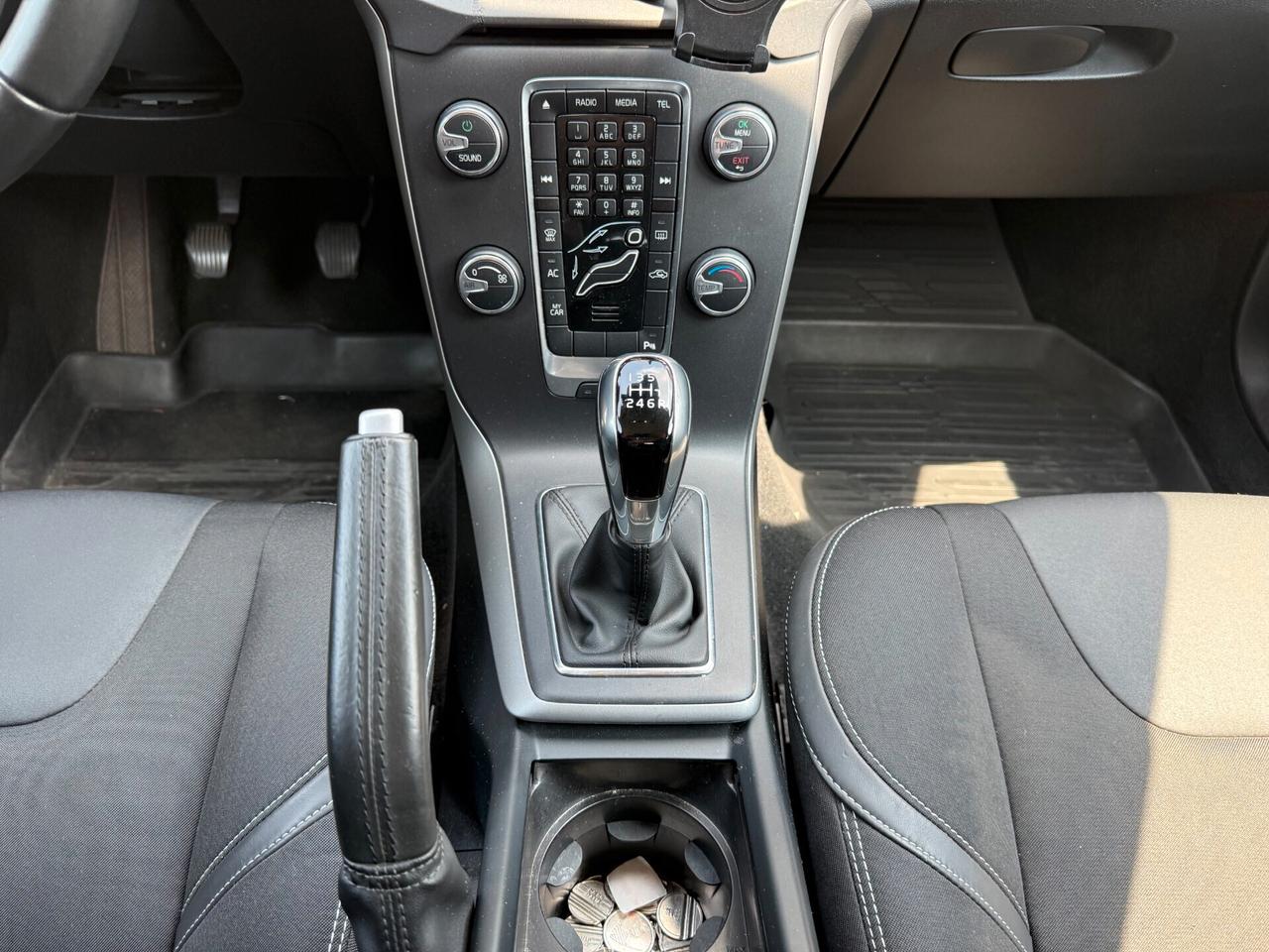 Volvo V40 T2 Momentum