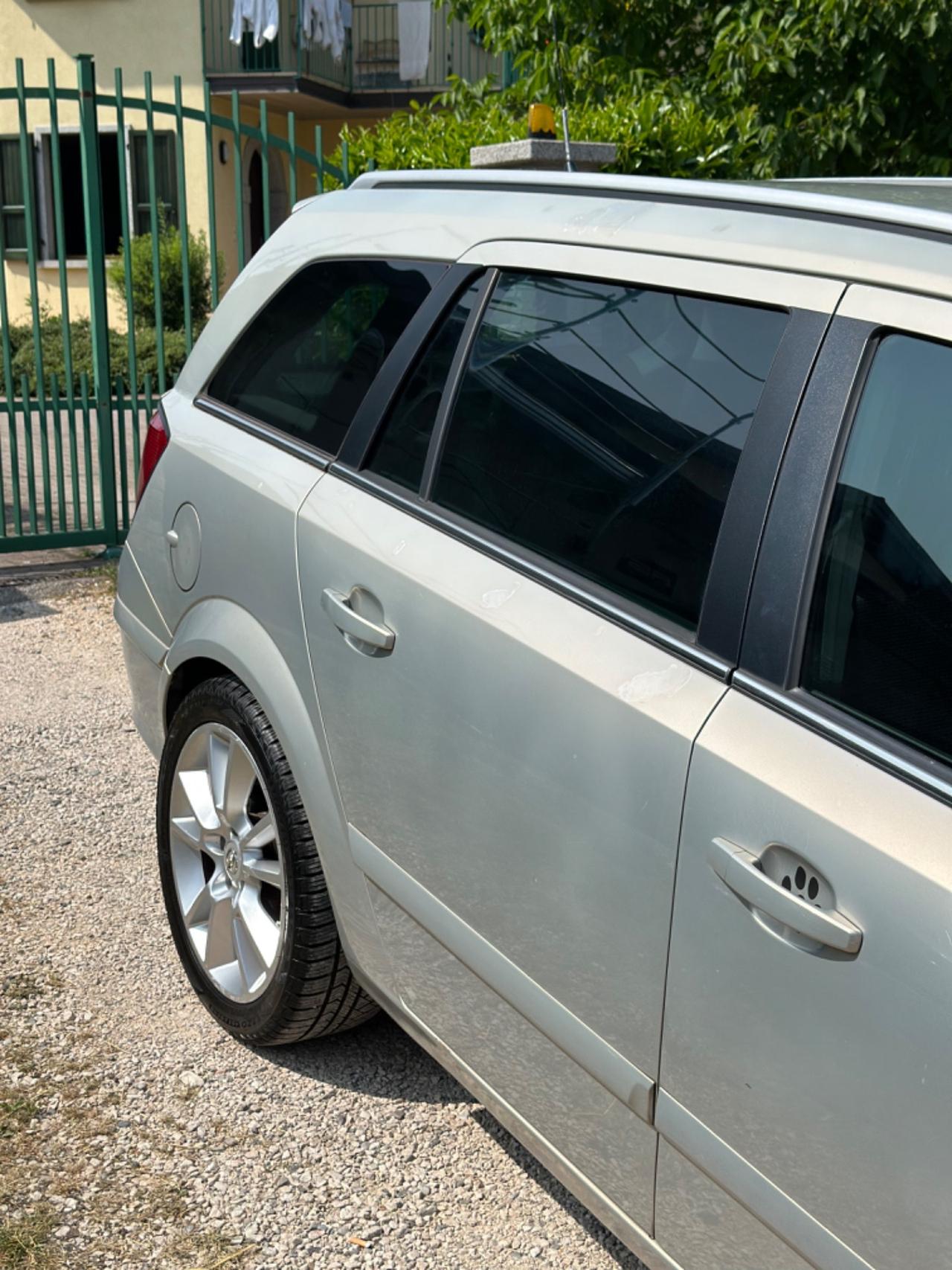 Opel ASTRA 1.7 CDTI 101CV SW COSMO KMCERT UNICOPR