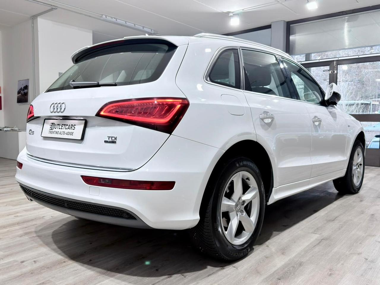 AUDI Q5 2.0TDI 190CV QUATTRO S-TRONIC S-LINE GANCIO