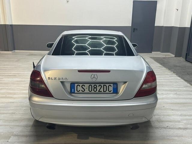 Mercedes-benz SLK 200 cat Chrome