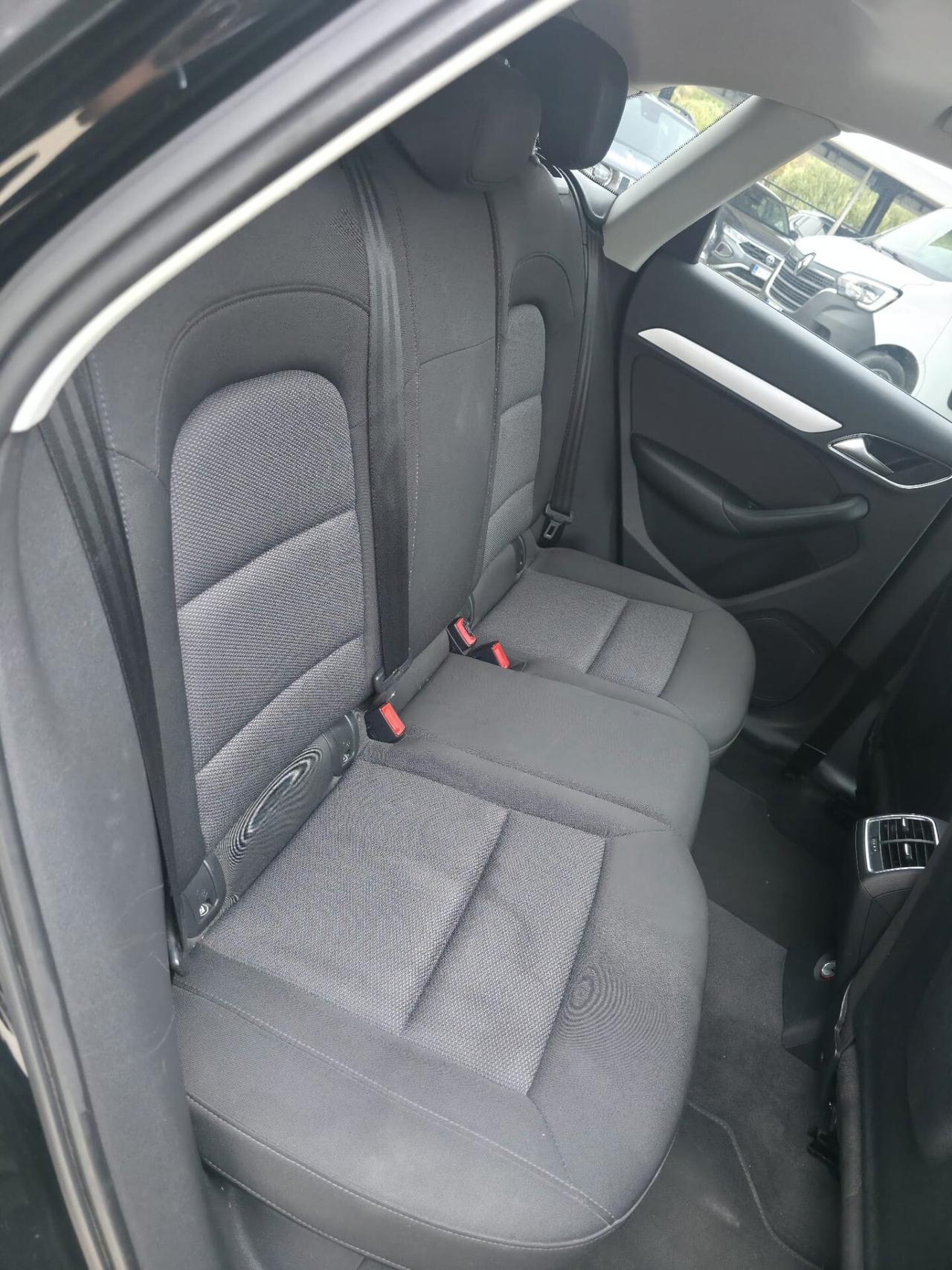 Audi Q3 2.0 TDI 150 CV Sport