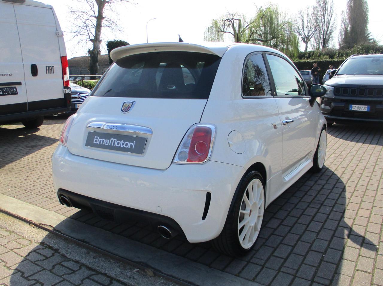Abarth 500 1.4 16v turbo t-jet 160cv Esseesse