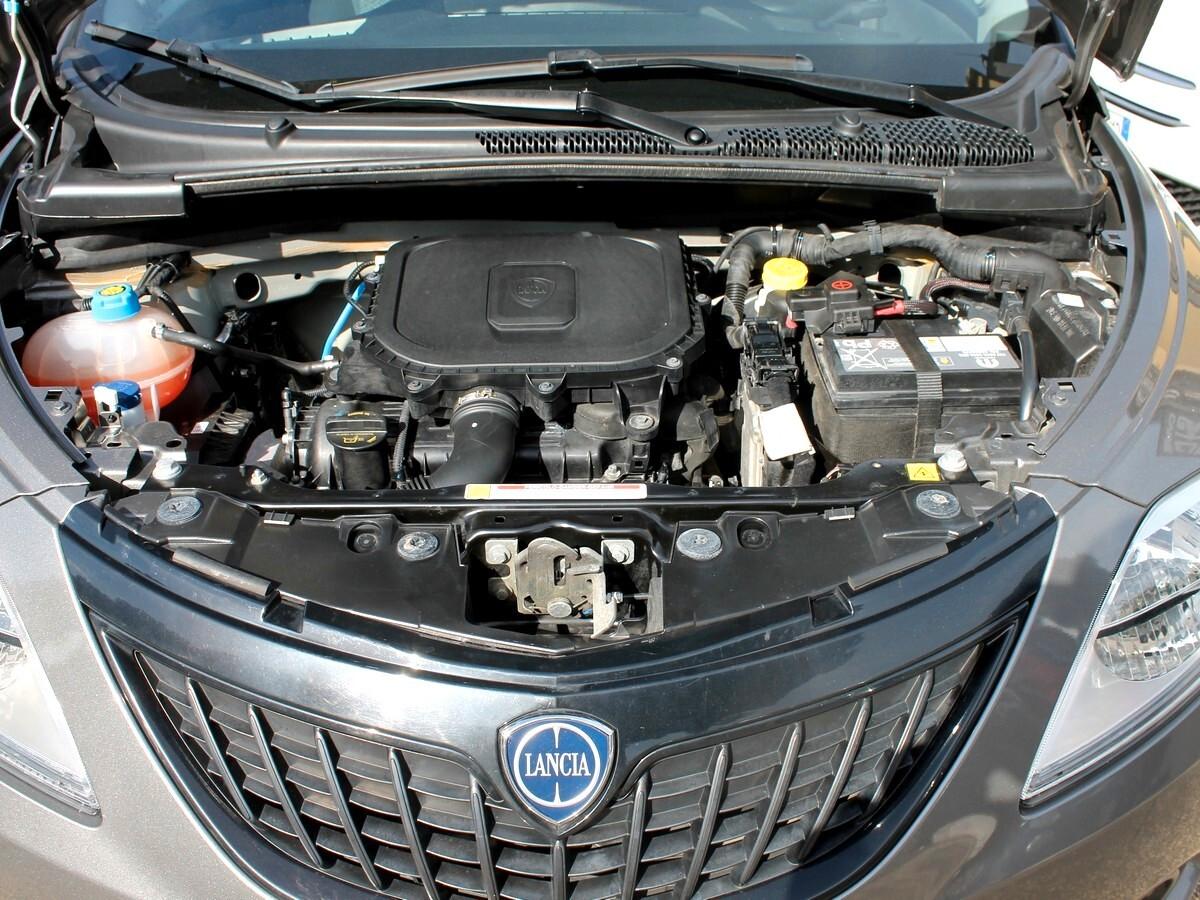 Lancia Ypsilon 1.0 Hybrid FireFly 5 porte S&S Silver Plus **PREZZO VERO** UNIPRO IVA DEDUCIBILE