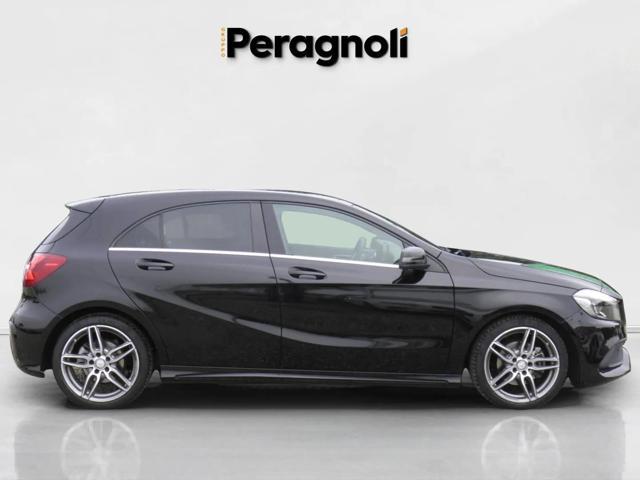 MERCEDES-BENZ A 180 d Premium