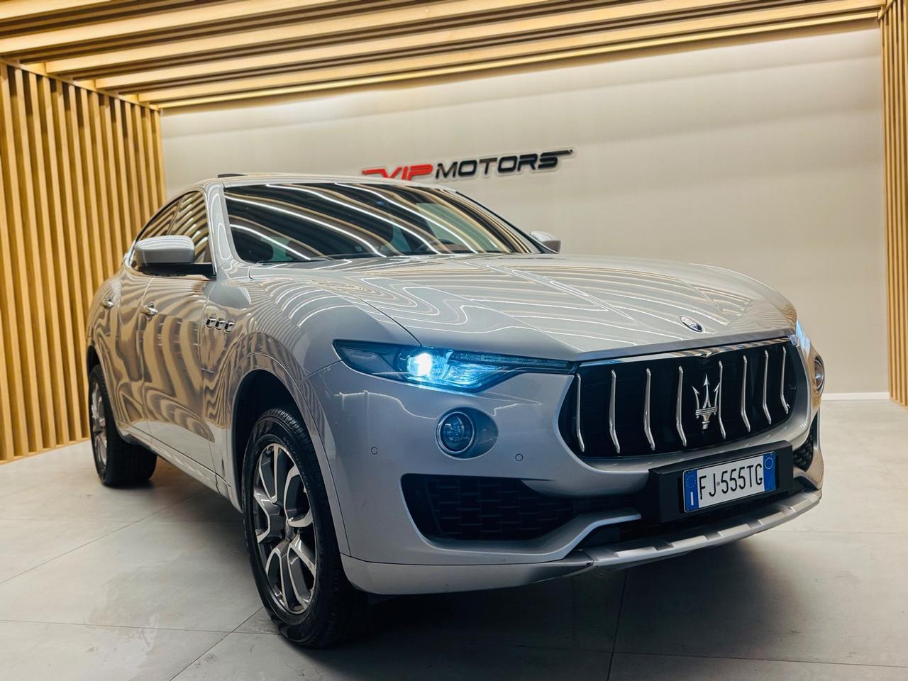 Maserati Levante V6 Diesel 275 CV AWD Granlusso LIMITED EDITION ZEGNA