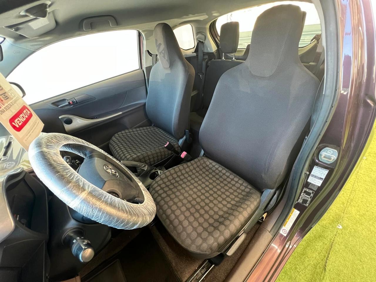 TOYOTA IQ 1.0 BENZINA 70CV AUTOMATICA