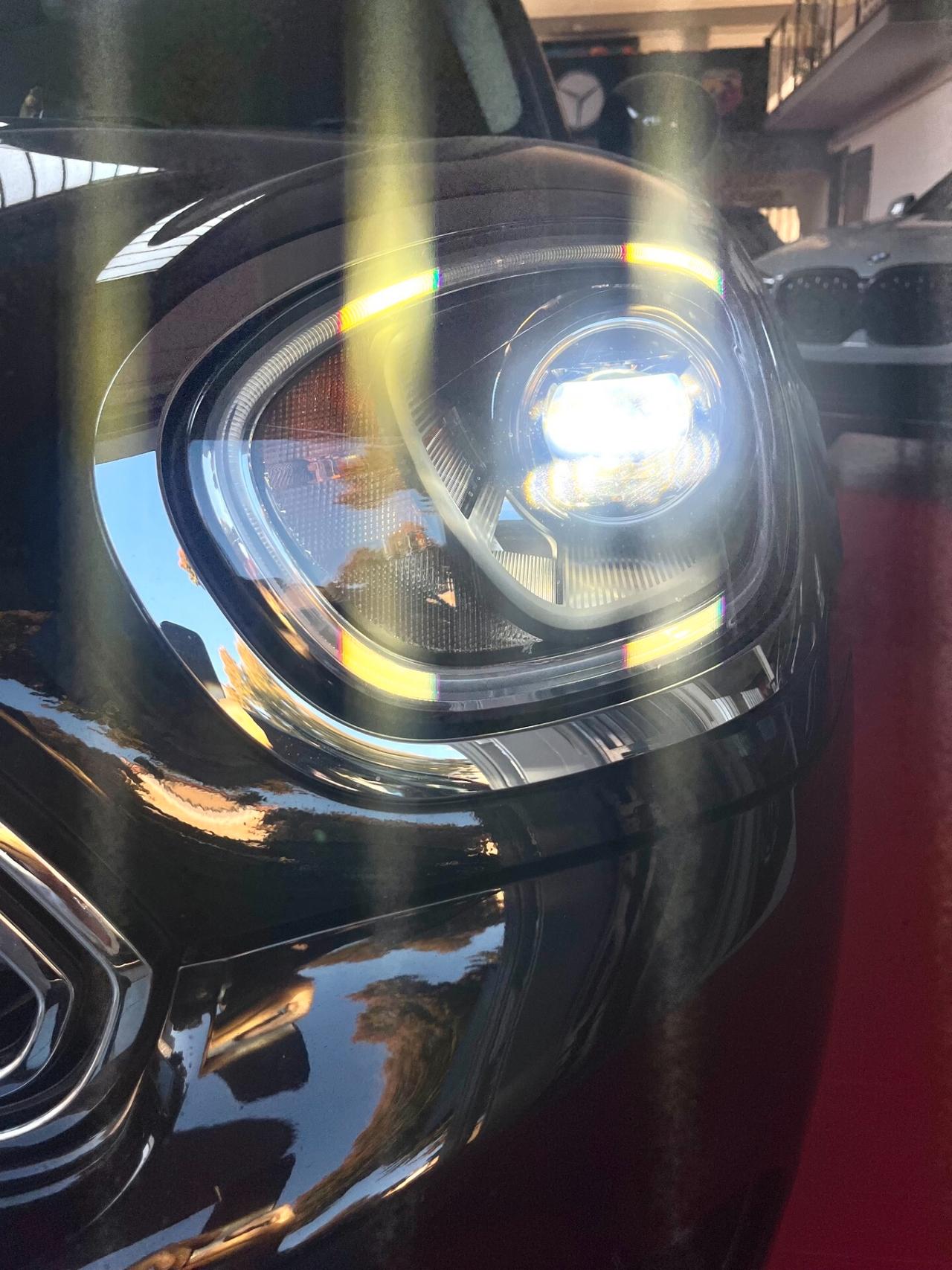 MINI COOPER SD COUNTRYMAN 2.0 BUSINESS AUTOMATICA NAVI CERCHI 19 XENO