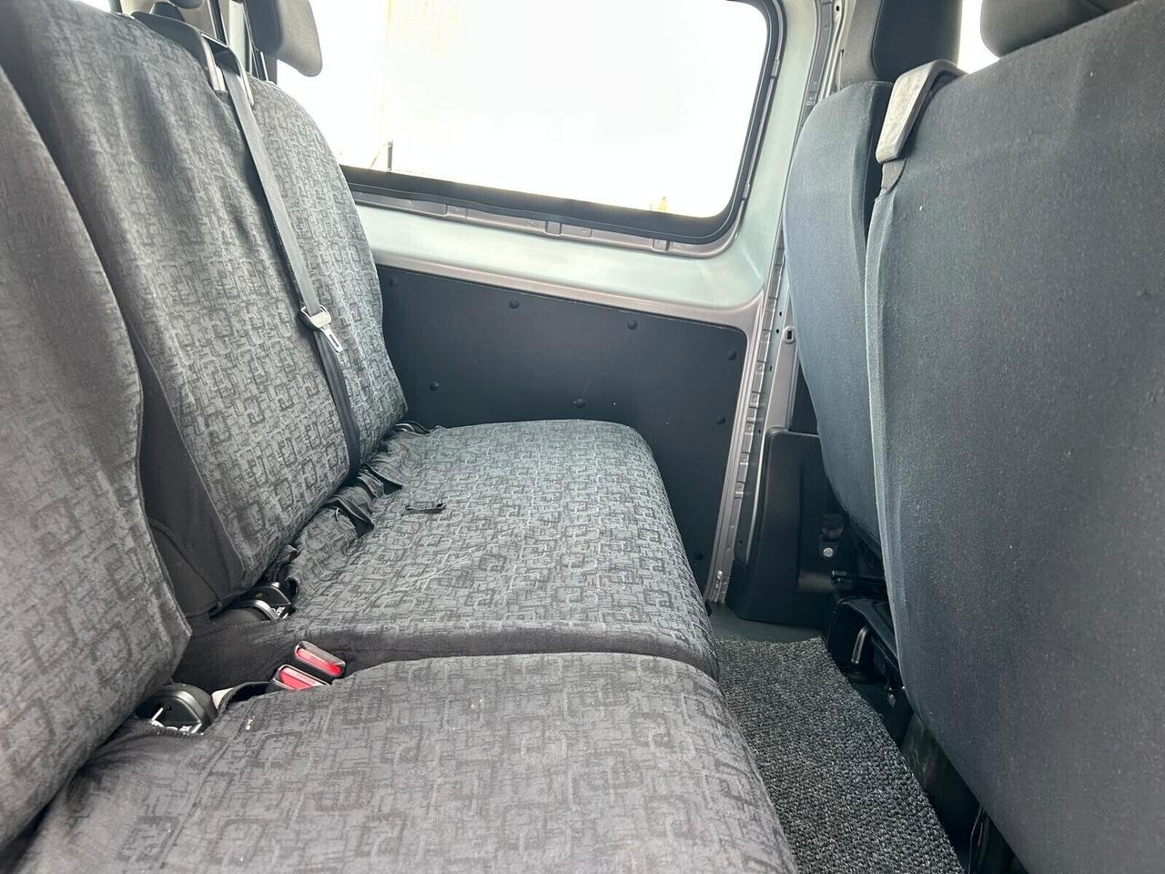 Opel Vivaro 2.0 Diesel 145 CV PL-SL-TN 9 posti SPOTICAR