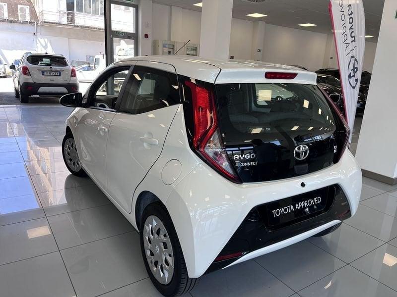 Toyota Aygo Aygo Connect 1.0 VVT-i 72 CV 5 porte x-play
