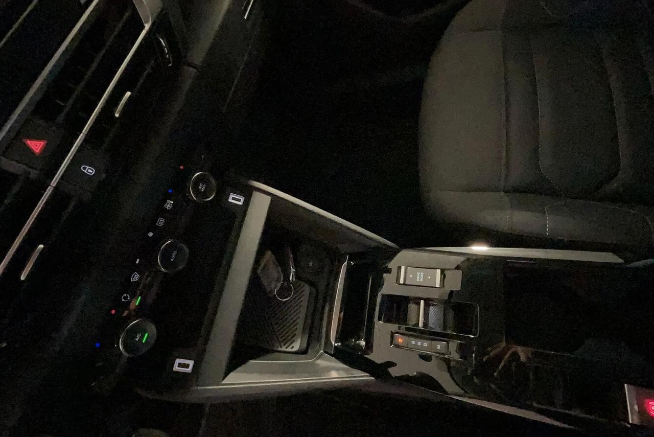 Citroen C4 X BlueHDI 130 S&S EAT8 Max