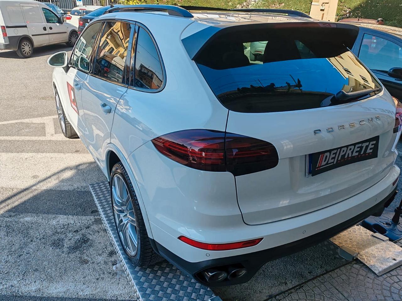 Porsche Cayenne 3.0 Diesel Platinum Edition