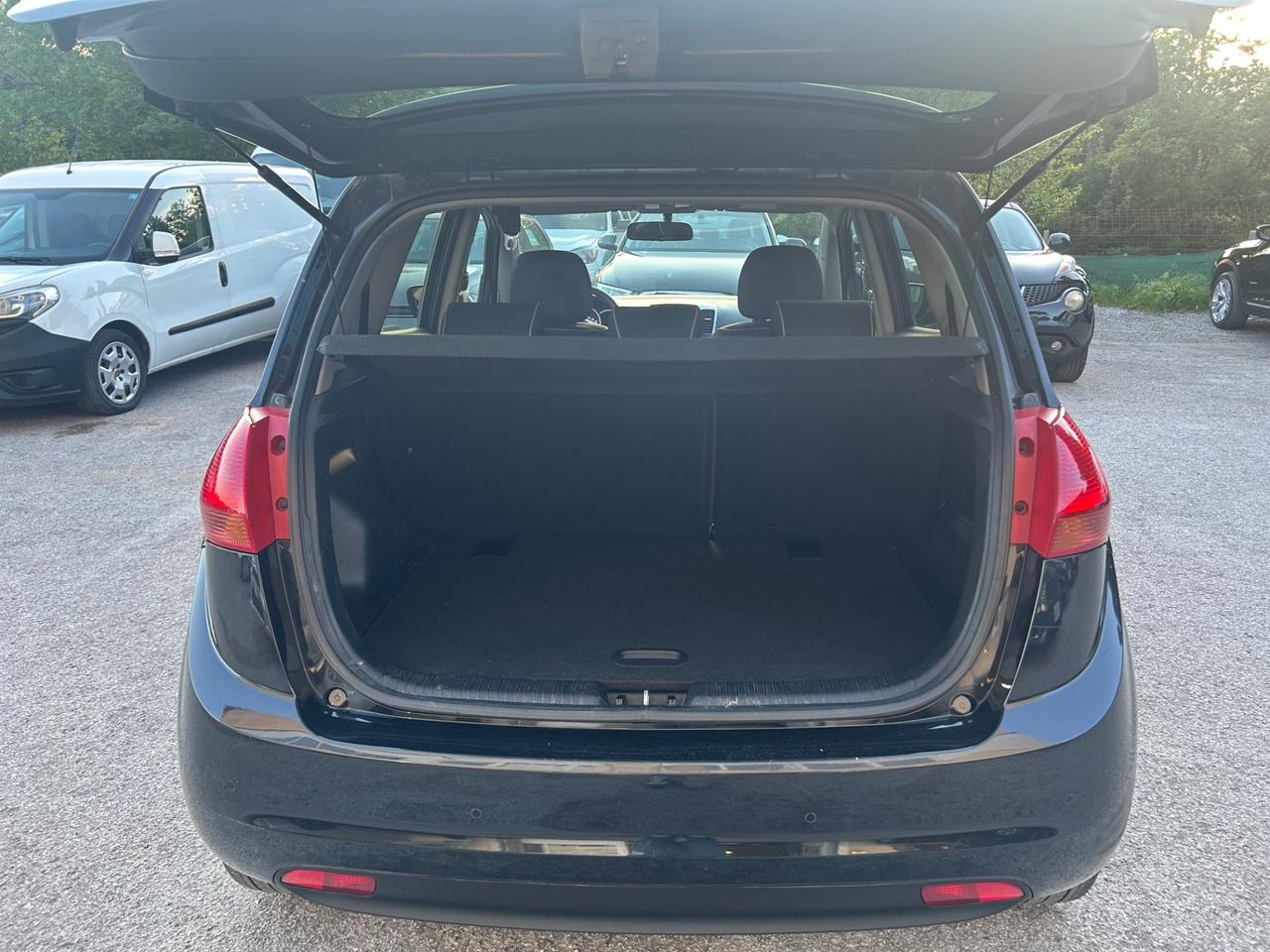 Kia Venga 1.4 CRDi 90CV Cool
