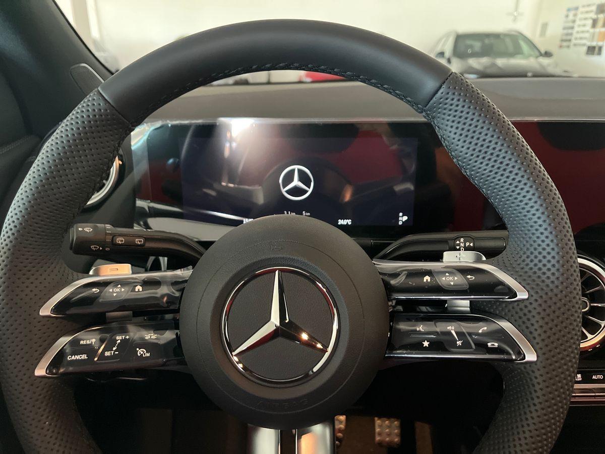 Mercedes-Benz GLA 200 d automatic