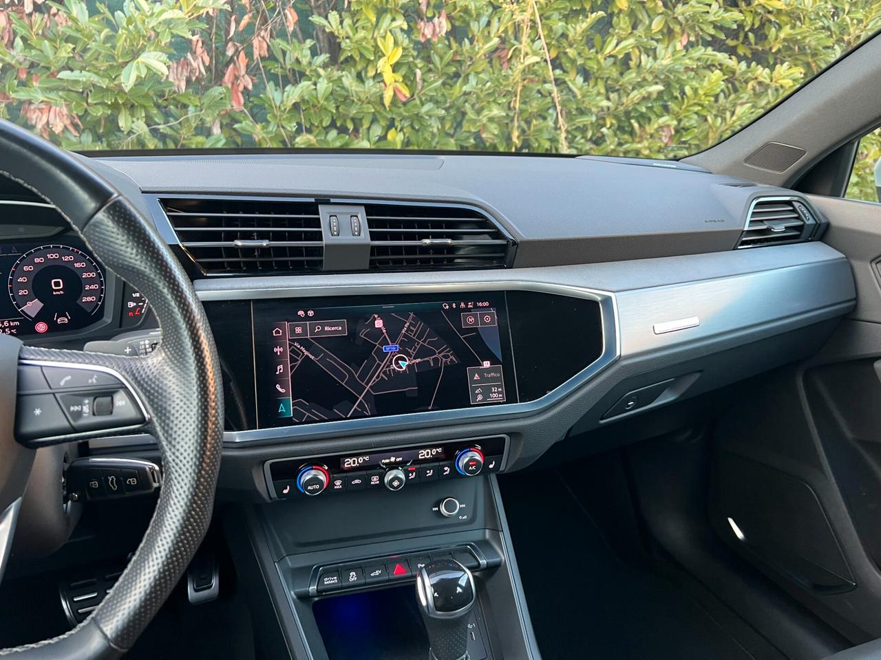 Audi Q3 SPB 45 TFSI e S tronic line edition