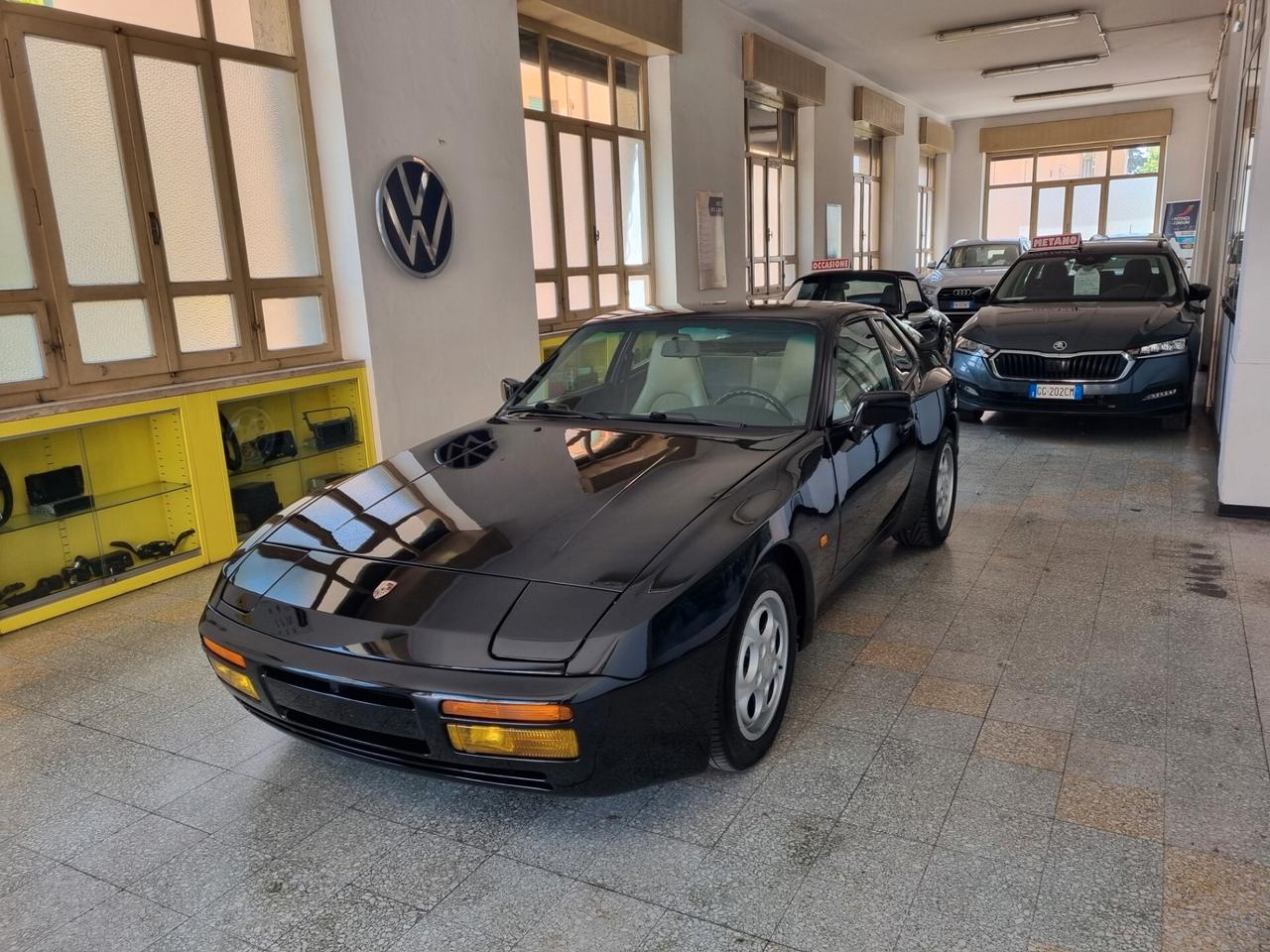 Porsche 944 allestimento S2, clima, sedili elettrici