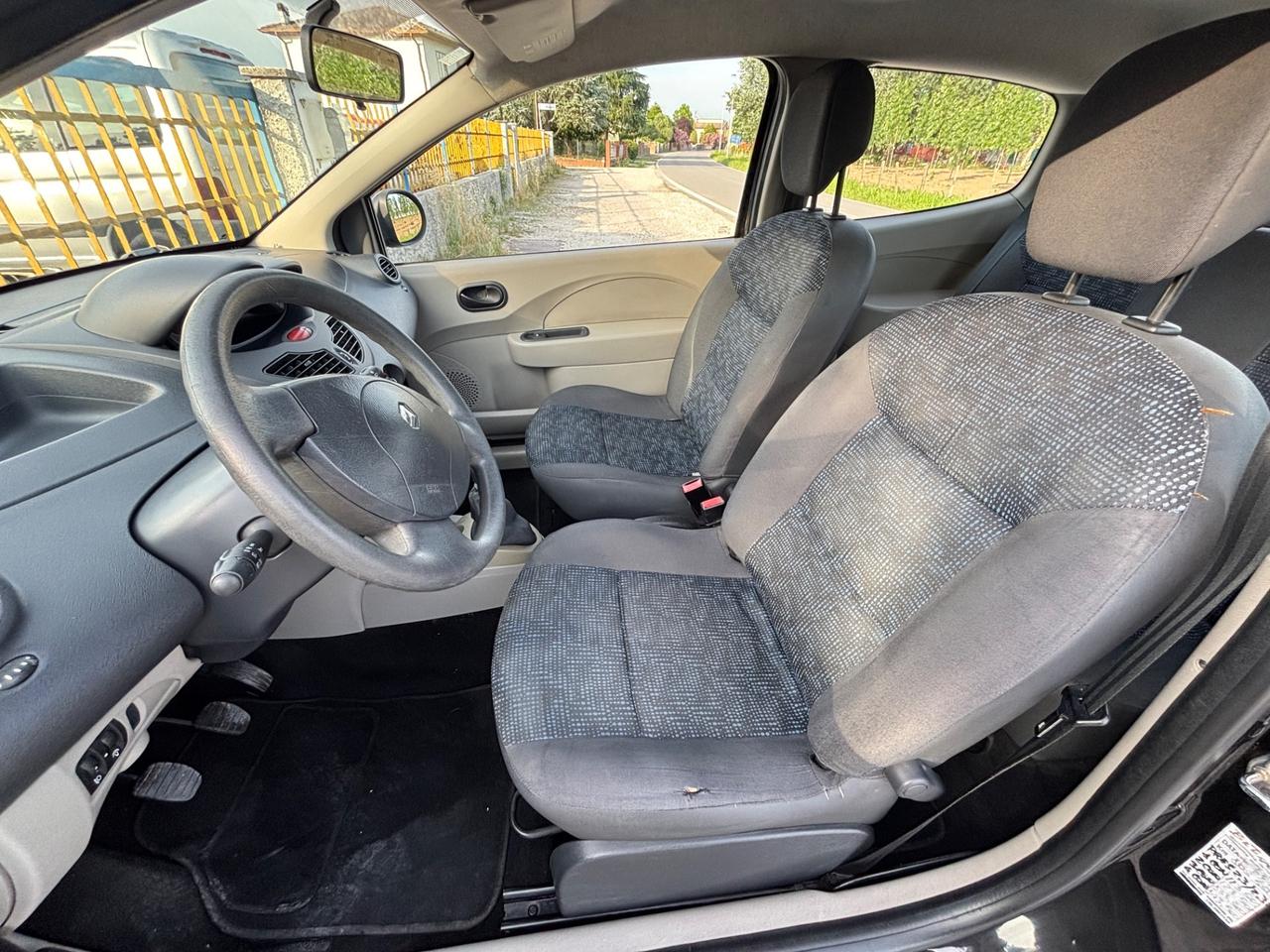 Renault Twingo 1.2 16V Dynamique