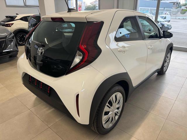 TOYOTA Aygo X 1.0 VVT-i 72 CV 5 porte Active Km0