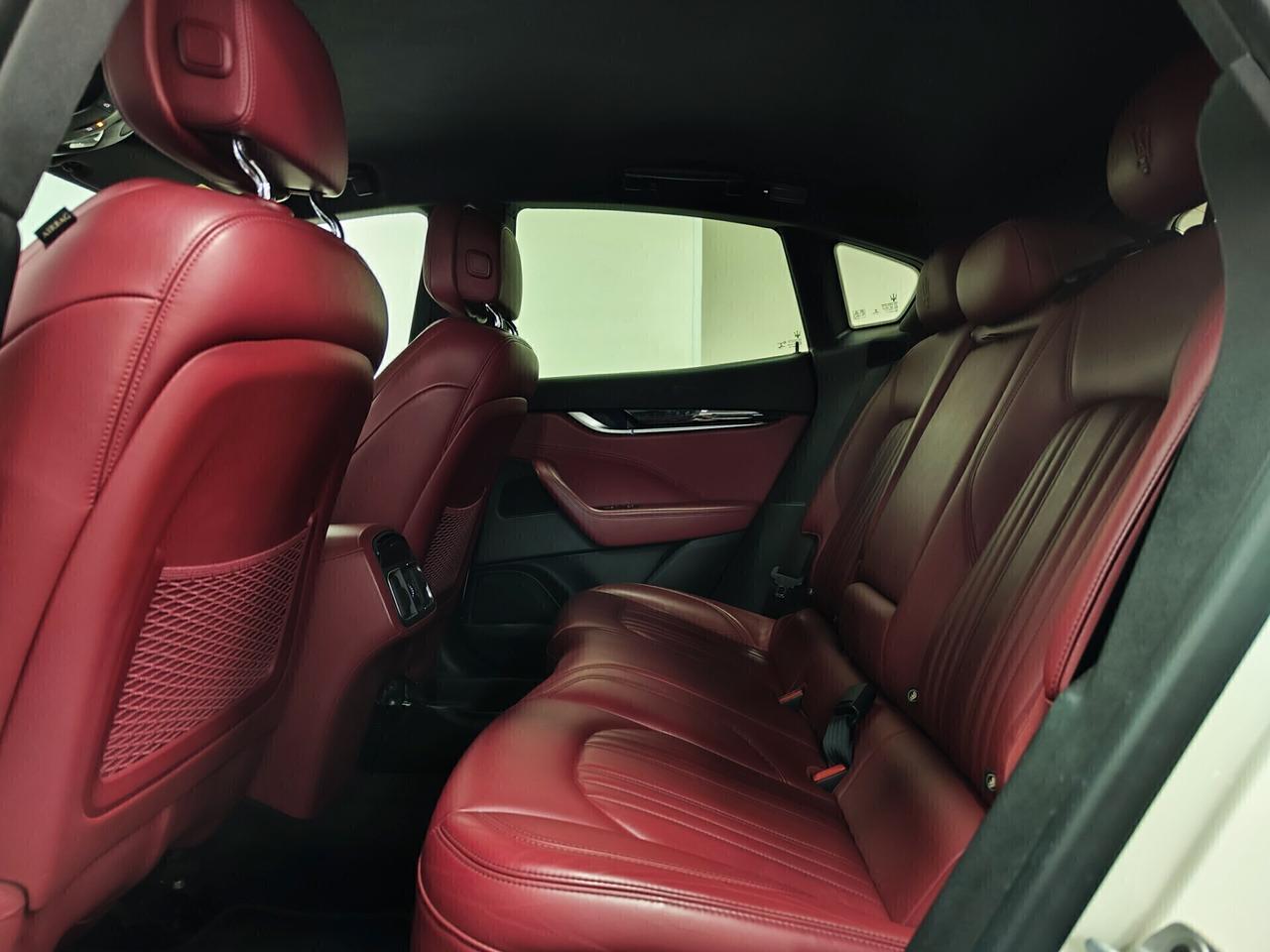 Maserati Levante V6 Diesel 275 CV AWD Gransport CERTIFICATA