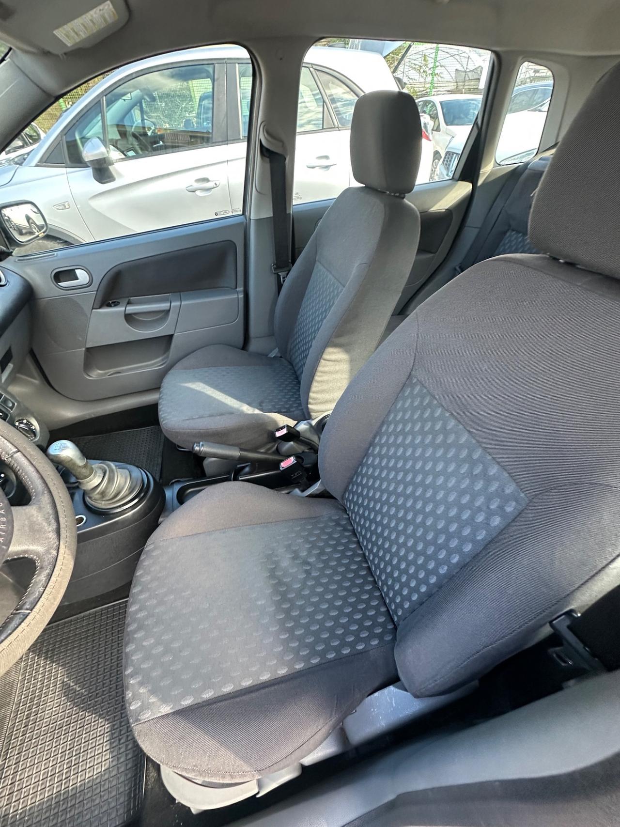 Ford Fiesta 1.2 16V 5p. Ghia