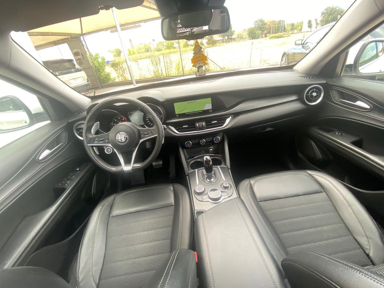 Alfa Romeo Stelvio 2.2 Turbodiesel 180 CV AT8 RWD Executive