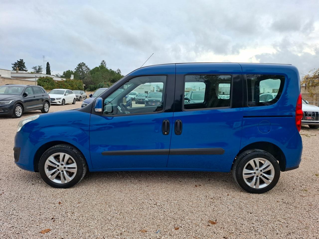 OPEL COMBO 1.6 MJT 120CV 5 POSTI-climatronic*