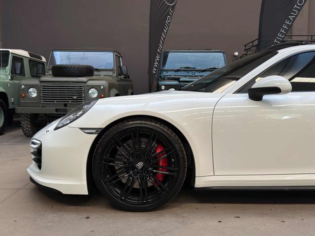 PORSCHE 911 3.8 Turbo Coupé *APPROVED 10/27*