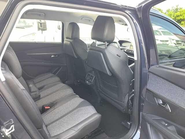 Peugeot 5008 BlueHDi 130 S&S EAT8 Allure