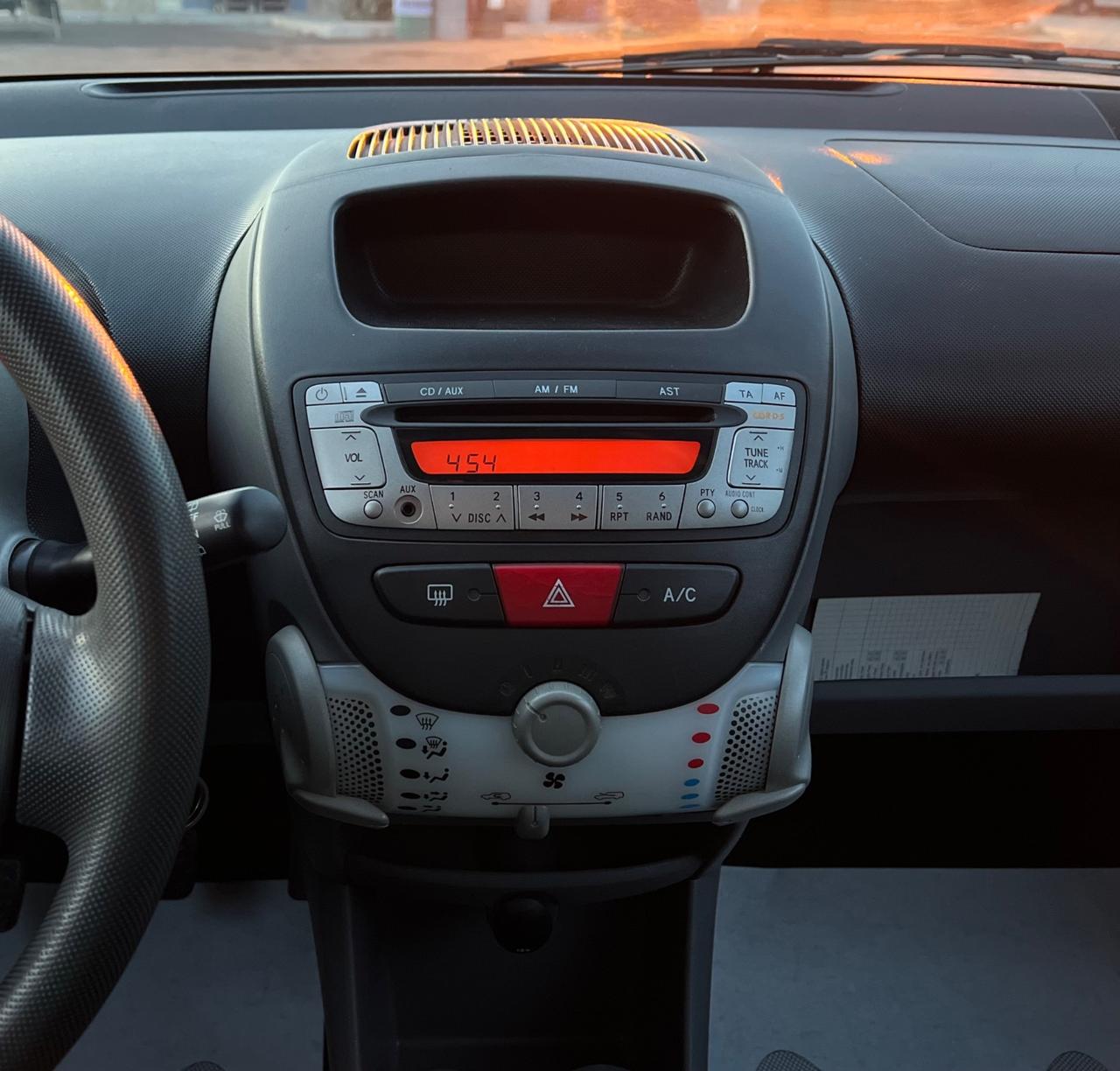 Peugeot 107 1.0 68CV 5p. (50kw) NEOPA Desir