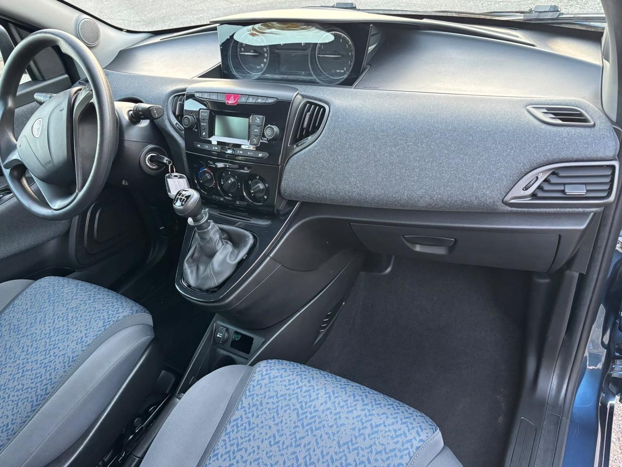 Lancia Ypsilon 1.0 FireFly Hybrid Silver NO VINCOLI DI FINANZIAMENTO