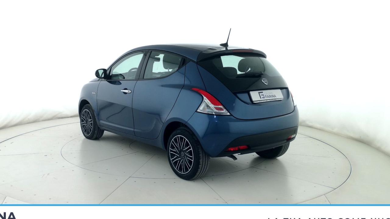 LANCIA Ypsilon III 2021 - Ypsilon 1.0 firefly hybrid Oro s&s 70cv