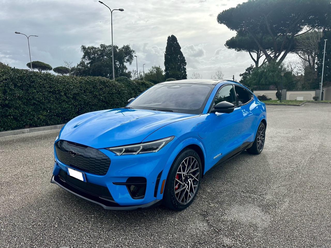 Ford Mustang Mach-E GT Performance 2024 – 487 CV – AWD – 35.000 km – Full Optional