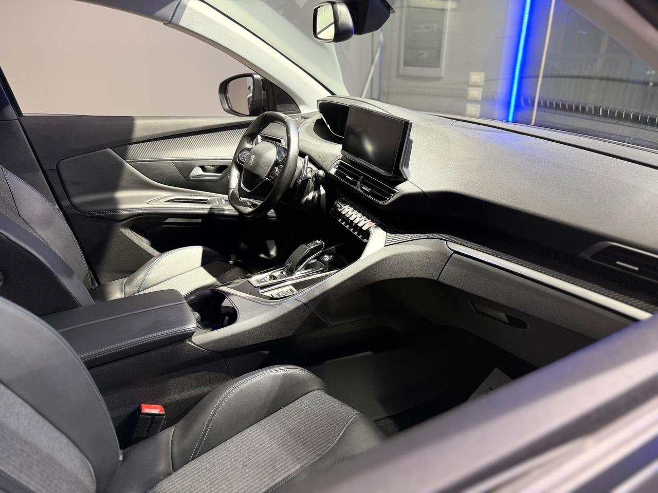 Peugeot 3008 BlueHDi 130 S&S EAT8 Allure Pack