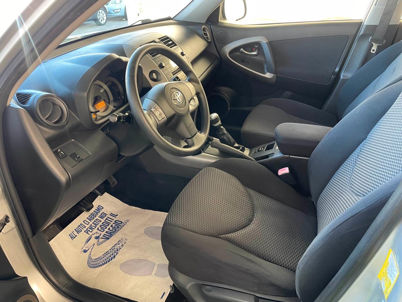 Toyota RAV 4 RAV4 2.2 D-4D 136 CV Sol