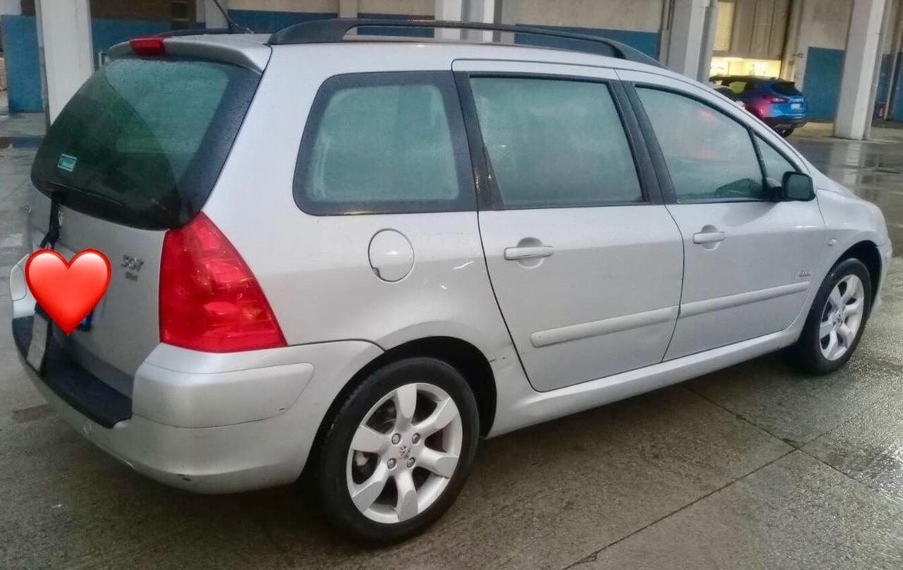 Peugeot 307 Peugeot 307 1.6 HDI 16V FAP. SW 2008 58.000km